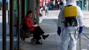 3,6 milioane de angajaţi din Franţa, în şomaj parţial. Costurile suspendării activităţilor firmelor depăşesc 11 miliarde de euro