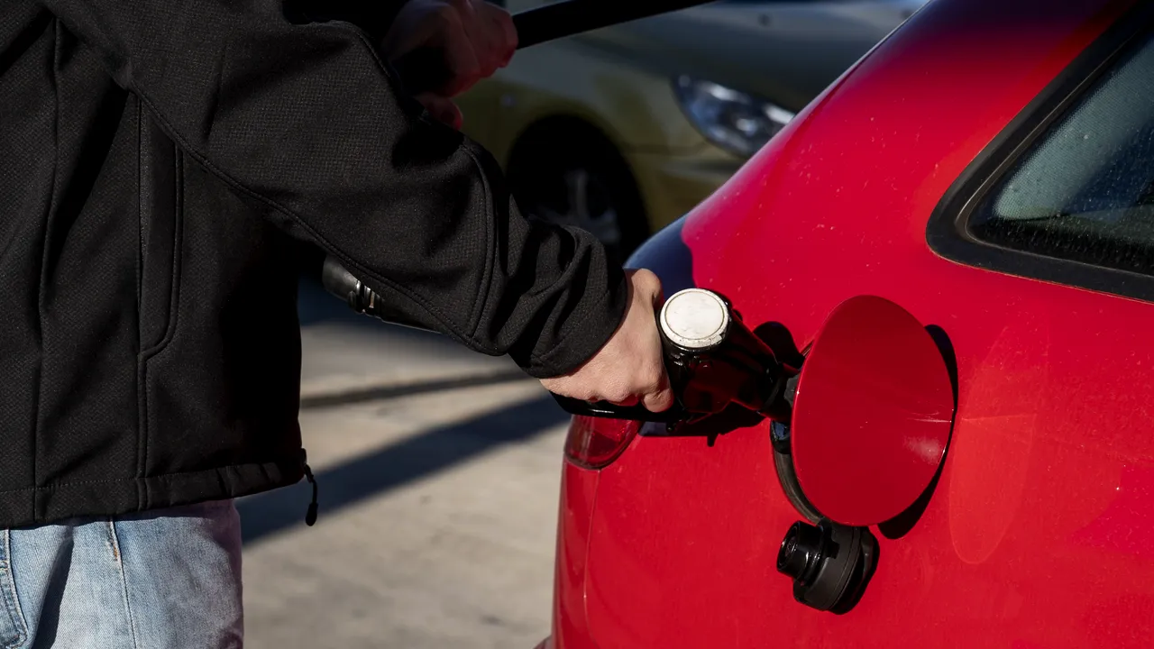 Benzina din SUA este mai ieftină decât era înainte de războiul ruso-ucrainean 
