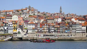 Orașul care a învins Parisul și Londra într-un nou clasament al turiștilor