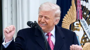 EXTERNE Trump ia în considerare redenumirea Strâmtorii Ormuz. Cum s-ar putea numi