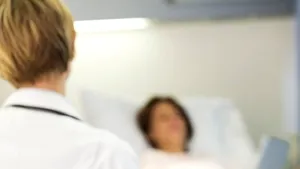 O femeie din Deva, venită din Thailanda, a fost internată la un spital din Timişoara. Femeia nu este infectată cu COVID-19