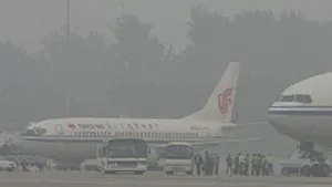 Heavy Snowstorms Paralyze Bucharest Intl Airports