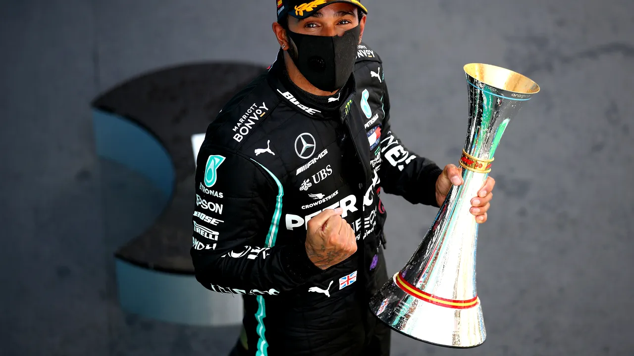 Lewis Hamilton câştigă în Spania al patrulea an la rând