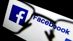 Un bistriţean care locuieşte în Anglia, amendat de poliţişti, pentru o postare pe Facebook. Ce a scris acesta despre PSD