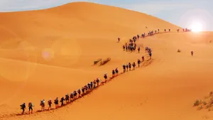 Maratonul Nisipurilor. Un concurent a murit pe dunele din deşert