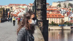 Adulţilor tineri, sănătoşi, cu forme uşoare de COVID-19, le ia până la trei săptămâni să se recupereze

