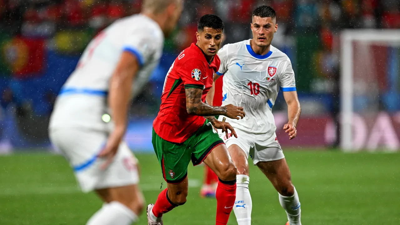 Portugalia învinge cu noroc Cehia, celebrând recordurile lui Pepe şi Ronaldo