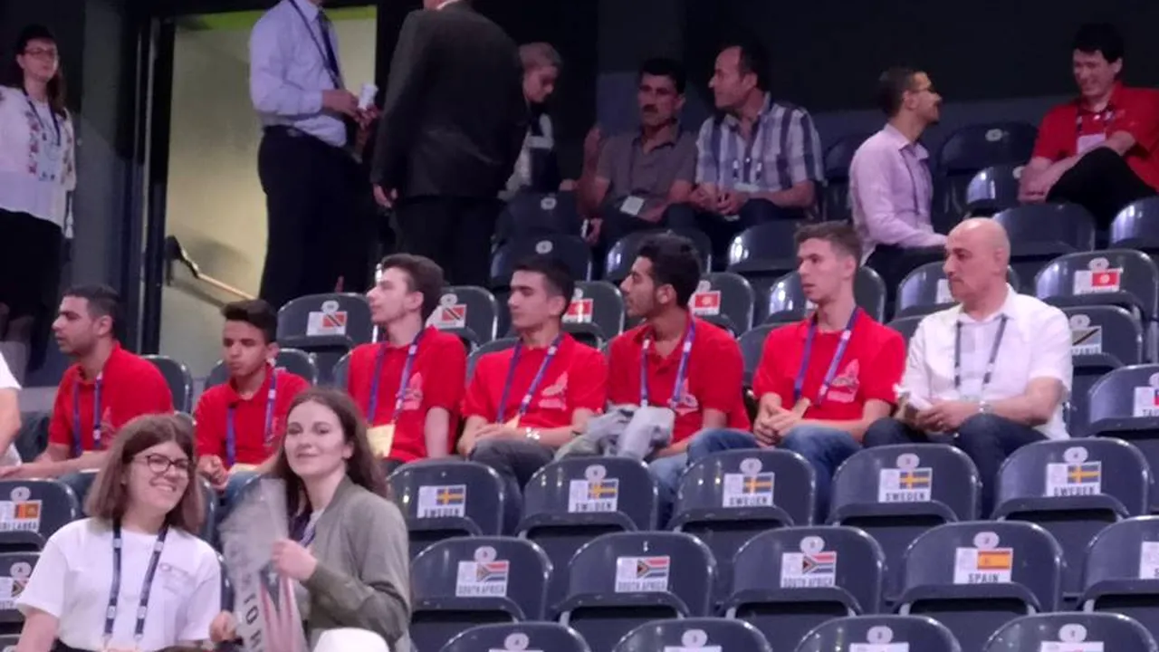 Klaus Iohannis, mesaj pentru olimpicii la matematică prezenţi la Cluj, unde participă şi fiul lui Bashar al-Assad: Voi veţi face parte din elitele intelectuale | FOTO