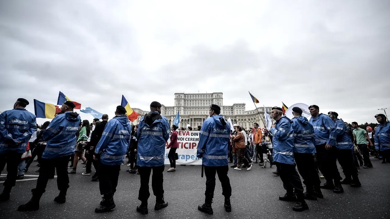 COMENTARIU: Oh, mia patria, şi bella e perdută! | VIDEO