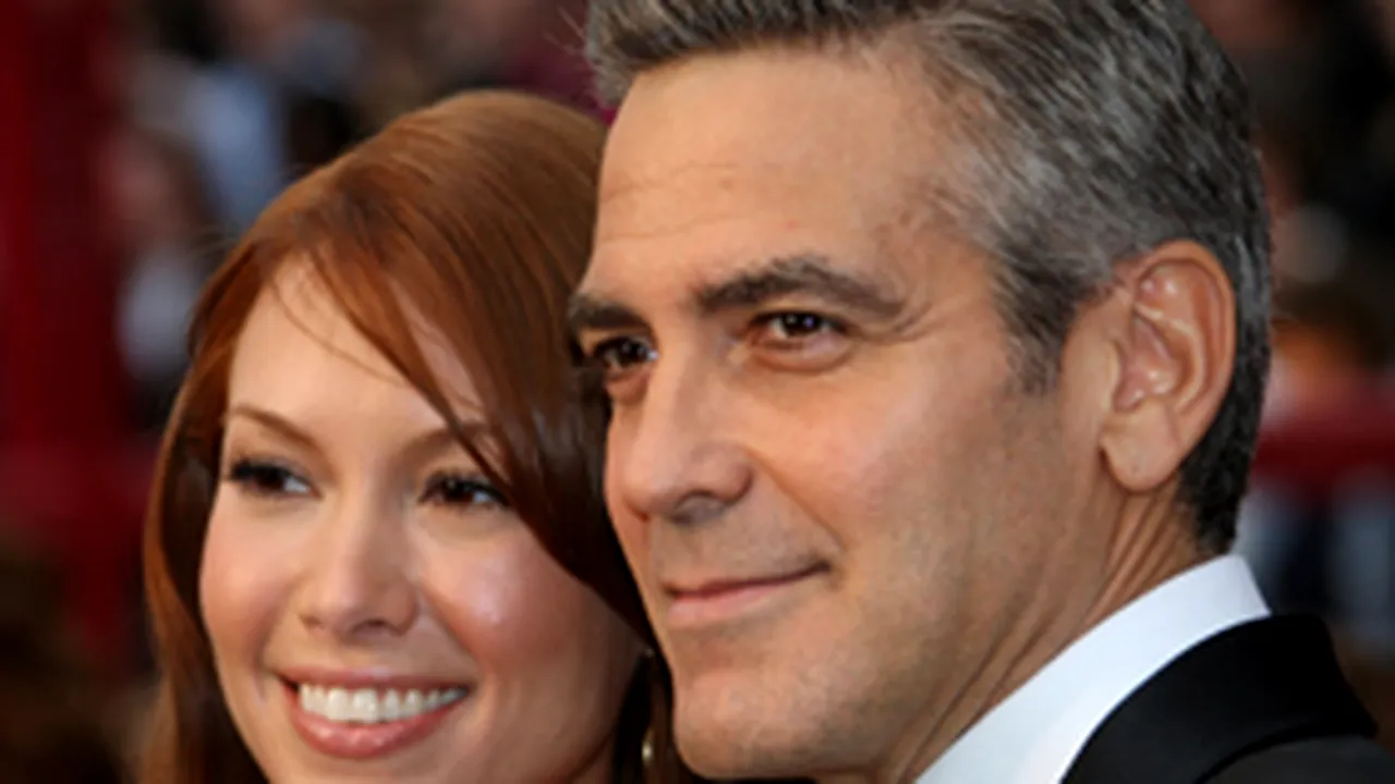 George Clooney renunţă la burlăcie