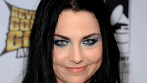 Solista trupei Evanescence a născut un băieţel