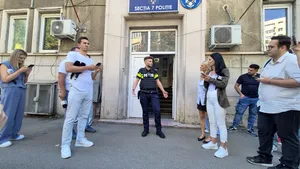 Polițistul Andrei Jianu: „Am văzut cum l-a lovit cu pumnul în zona feței”, victima era foarte speriată