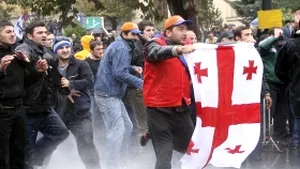 Situaţie tensionată în Georgia, în urma manifestaţiilor antiguvernamentale