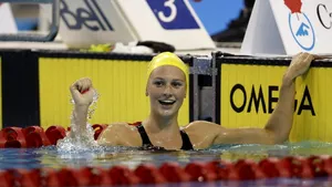 Canadianca McIntosh a stabilit al doilea timp din istorie la proba de 200 m fluture