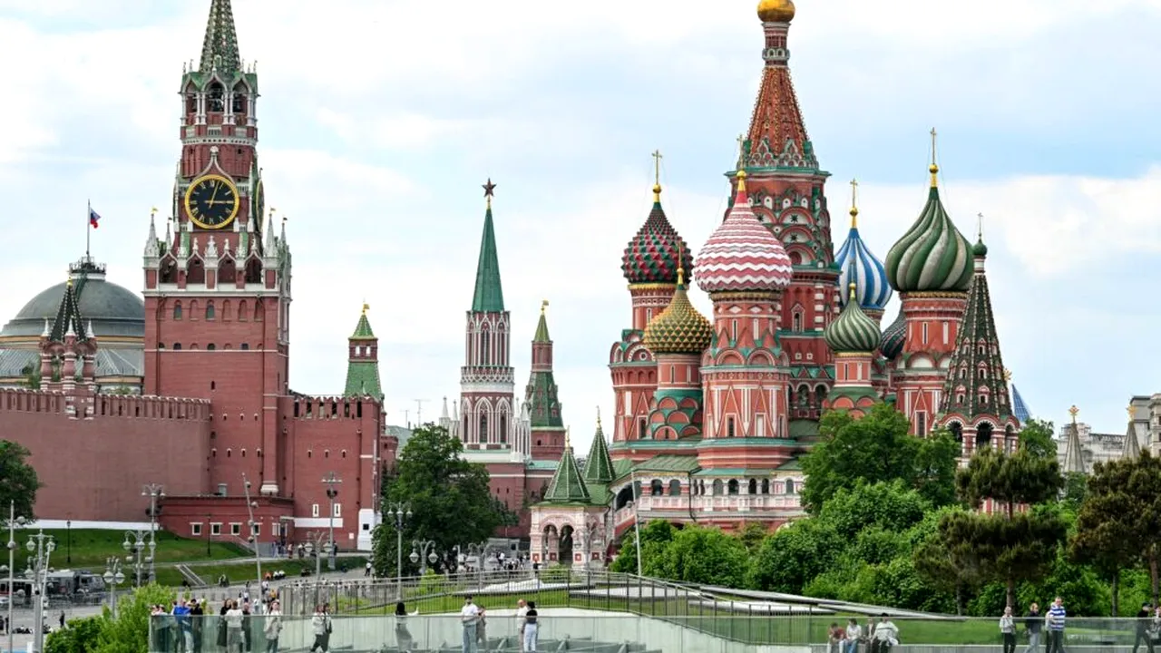 Moscova a trimis pe front rămășițele unui războinic medieval. Cum este folosit Dmitri Donskoi în războiul din Ucraina