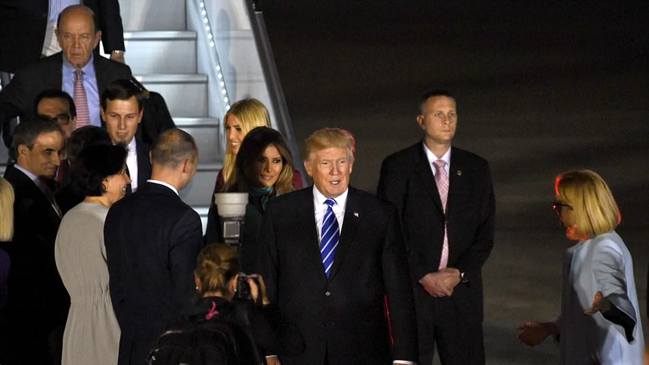 FOTO, VIDEO | Trump, primire fastuoasă în Polonia, în mijlocul tensiunilor cu Rusia şi Coreea de Nord. Preşedintele SUA îşi va expune viziunea sa despre Europa într-un discurs în faţa a mii de oameni