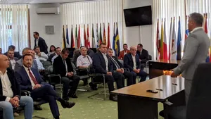 Contracte de finanţare de jumătate de miliard de lei, semnate prin programul Anghel Saligny. Beneficiare sunt autorităţi locale din 28 de judeţe