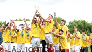 Dinamo Bucureşti a câştigat Campionatul Naţional U19 după o finală cu CSM Unirea Alba Iulia