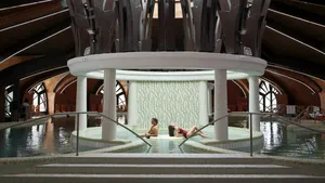 Românii pot petrece Paștele în stațiunile balneare din Ungaria de la 120 euro / persoană