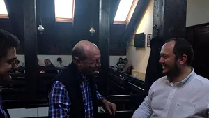 Cristian Preda a postat pe Facebook o fotografie cu Traian Băsescu, Adrian Papahagi şi Theodor Paleologu la restaurant, după mitingul PMP - FOTO