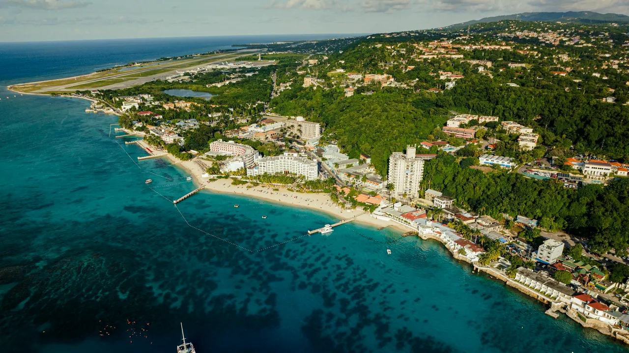 Stare de urgenţă în Jamaica din cauza violenţei: „cetăţenii trebuie să aibă un Crăciun liniştit”