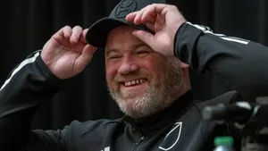 Wayne Rooney a fost dat afară de Plymouth