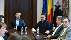 Ciprian Ciucu s-a întâlnit cu Robert Negoiță. Cei doi au discutat colaborarea în proiectele de infrastructură