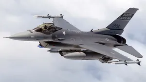 Un avion de vânătoare american F-16 s-a prăbuşit în largul coastei de vest a Coreei de Sud