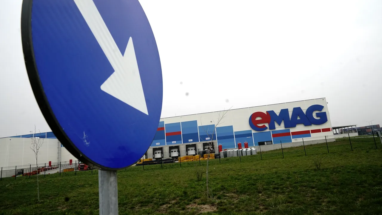 Retailerul online eMAG va avea o flotă de 100 de maşini electrice până la finalul anului