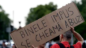 Liderul PMP, după protestul din Piaţa Victoriei: Aş organiza şi eu un protest, dar împotriva prostiei 