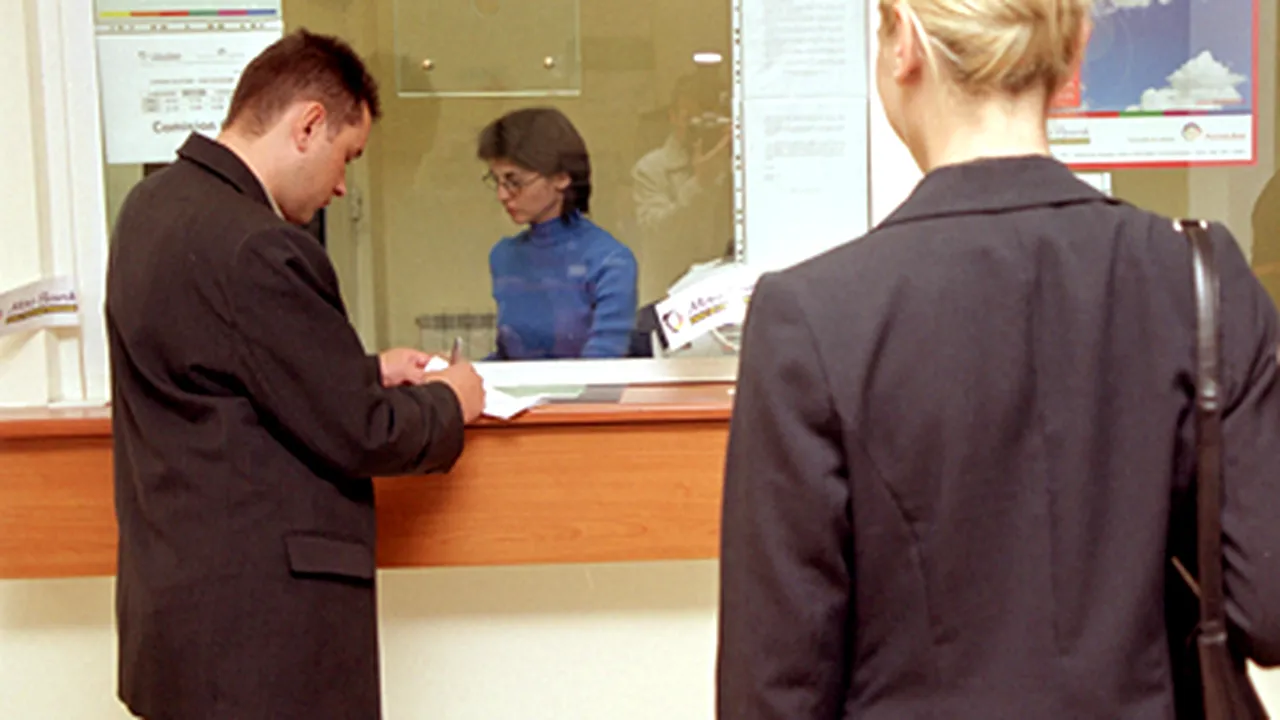 Ordonatorii de credite nu acordă, în 2010, spor de 75% pentru munca suplimentară