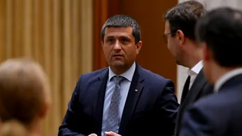 ECONOMIC Radu Miruță: Tarom va prezenta Comisiei Europene un plan de restructurare până la sfârșitul lunii septembrie. Există riscul retragerii ajutorului de stat