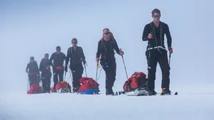 Prinţul Harry va petrece 24 de ore într-o cameră frigorifică - VIDEO