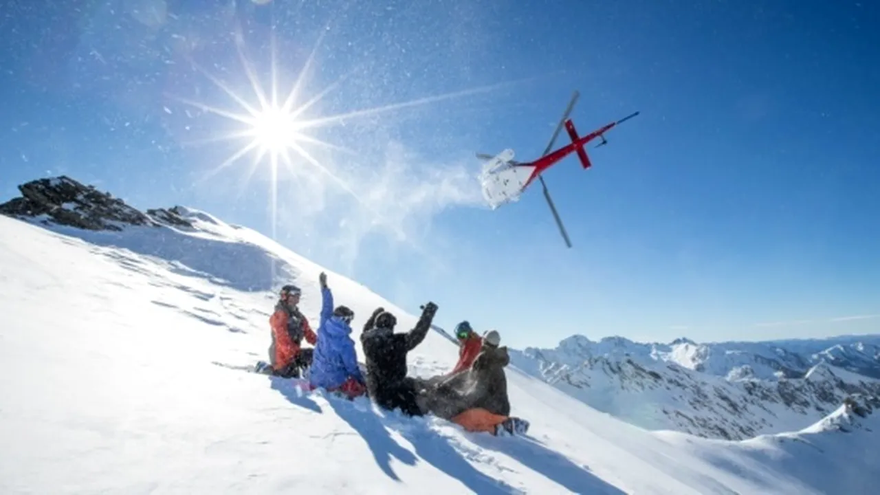 Heliski, o experienta… greu de descris… imposibil de uitat, disponibila si in Romania