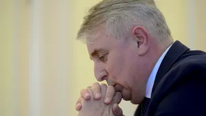 Primul politician român prezent la urne. Liderul liberal Lucian Bode a votat în Sălaj