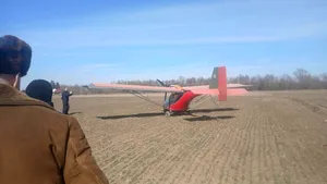 Un ucrainean a fugit de război cu un aparat de zbor de mici dimensiuni și a aterizat la Suceava