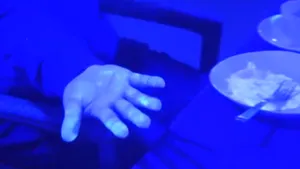 Un experiment realizat de japonezi arată cât de repede se răspândeşte noul coronavirus într-un restaurant

