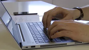 Piaţa muncii, grav lovită de coronavirus. Câţi români au rămas fără job şi care sunt cele mai afectate domenii