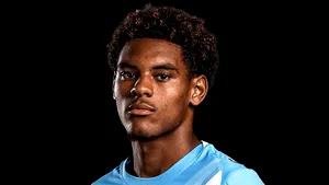 Cine este puștiul de 17 ani care a uimit la Manchester City. Floyd Samba a marcat de două ori la debut