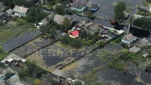 INUNDAŢII de amploare în Extremul Orient: Un oraş de peste 250.000 de locuitori ameninţat de creşterea nivelului apelor