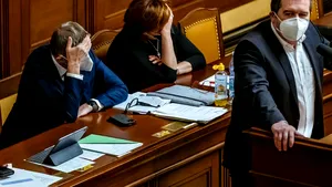 Cehia prelungeşte starea de urgenţă cu 14 zile, după discuţii contradictorii şi critici la adresa guvernului condus de Andrej Babis