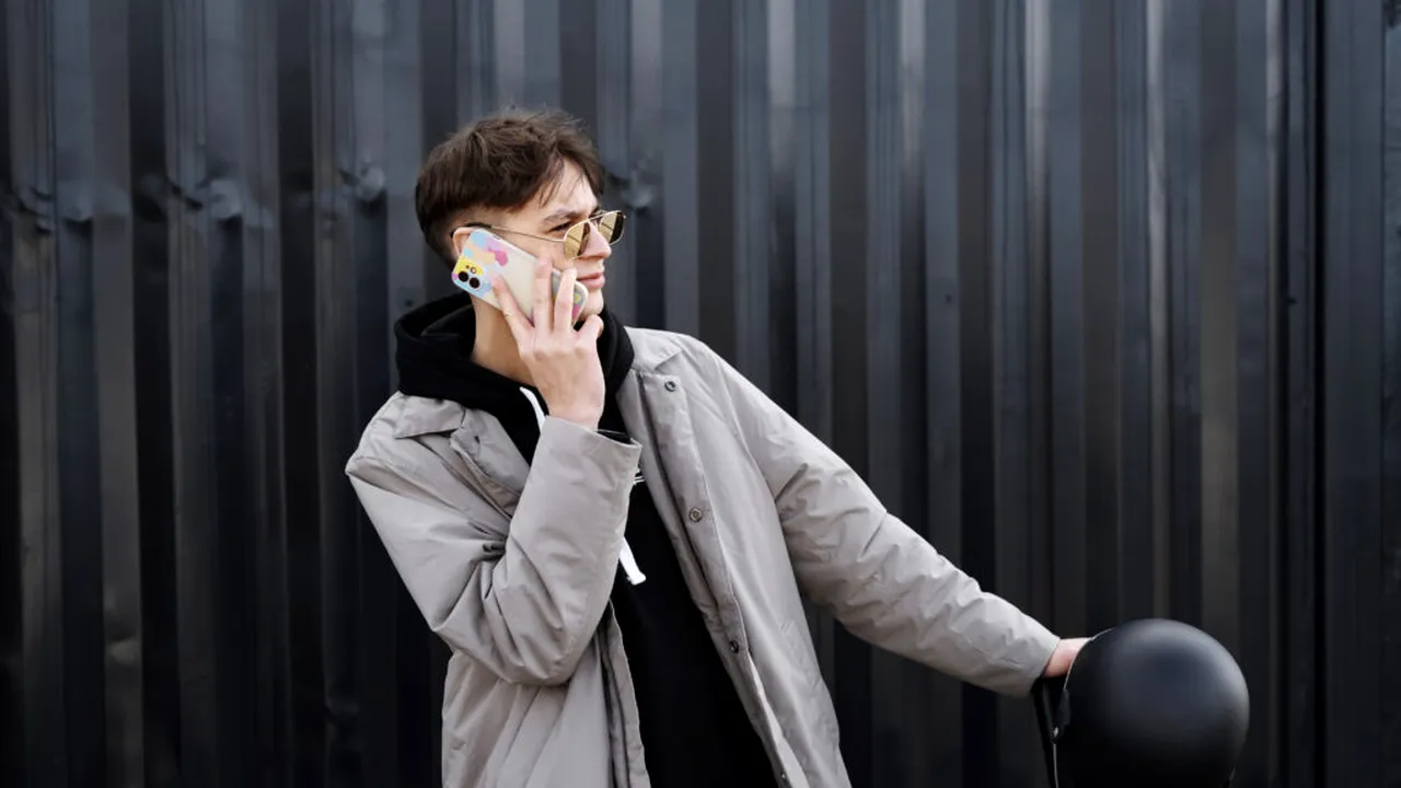 Cum afli în 10 secunde dacă vorbești cu o AI sau cu un om la telefon