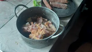 Controale ANPC în Argeş: mai multe unităţi de cazare şi restaurante au fost închise sau amendate