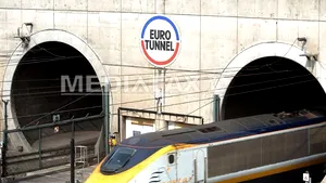 Traficul prin tunelul de sub Canalul Mânecii, perturbat de un protest al imigranţilor