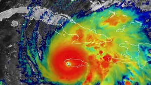 Cuba evacuează jumătate de milion de oameni din calea uraganului Melissa