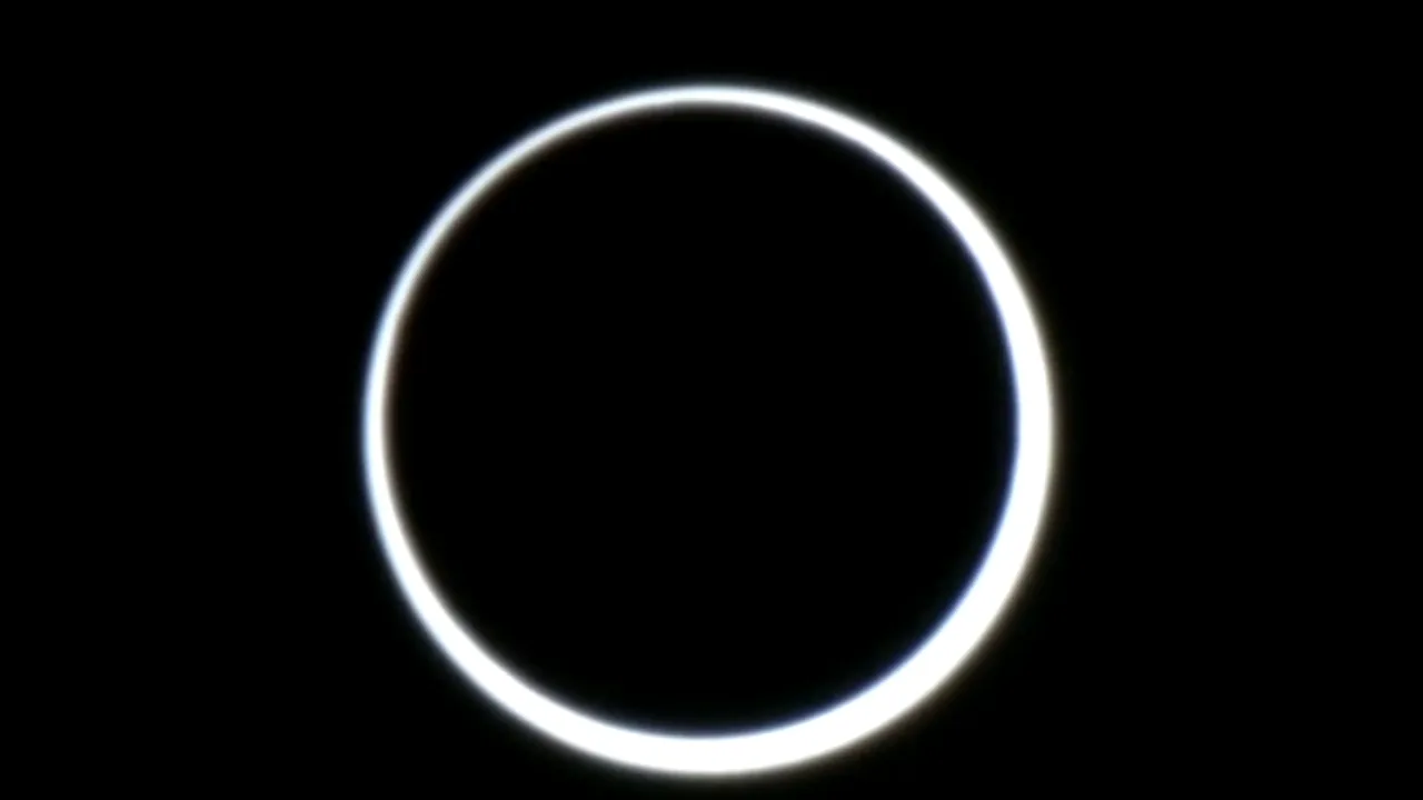 Eclipsă inelară de soare, spectacol pe cerul Insulei Paştelui şi în Patagonia

