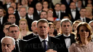 Iohannis, liberalilor: Mi-a fost dor de voi! Oamenii vă privesc şi aşteaptă să fiţi schimbarea