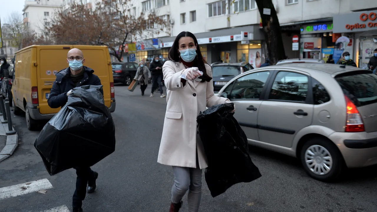 Clotilde Armand: Se ridică gunoaiele de pe străzile din sectorul 1