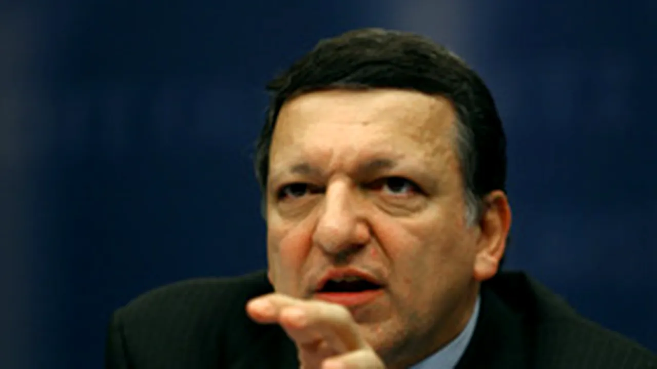 Barroso îndeamnă România şi Bulgaria să accelereze reformele