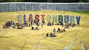 Ascultă SMART RADIO. Primele bilete pentru Festivalul Glastonbury 2020, epuizate în doar 27 de minute